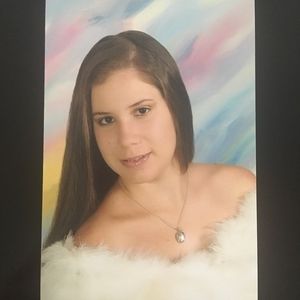 Meet your Posher, Yoandra